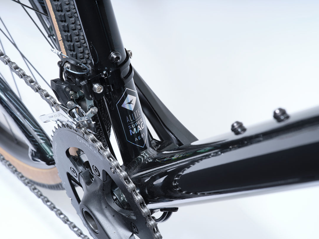 VAAST MODEL A/1 700C GRX 2X BLACK FOREST